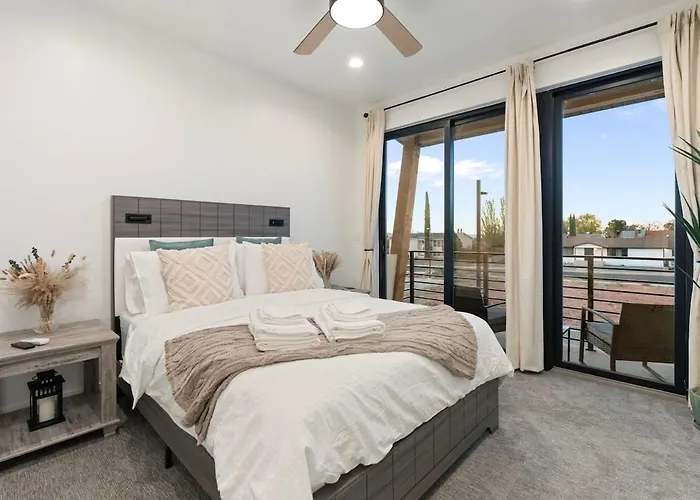 Brand New Townhome In Arizona Page
