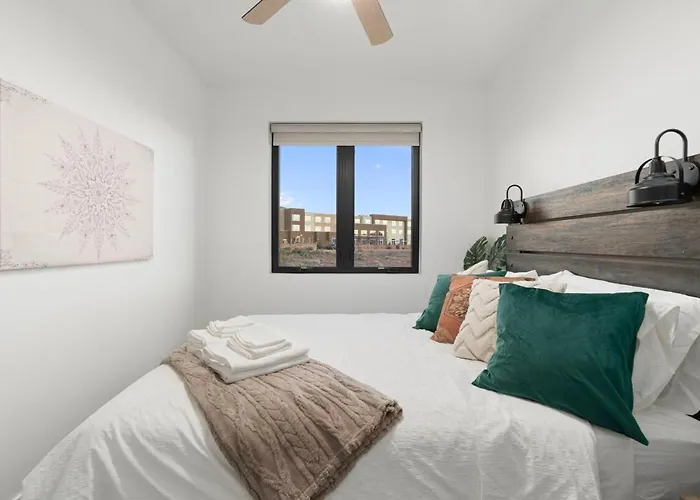 Brand New Townhome In Arizona Сasa de vacaciones *